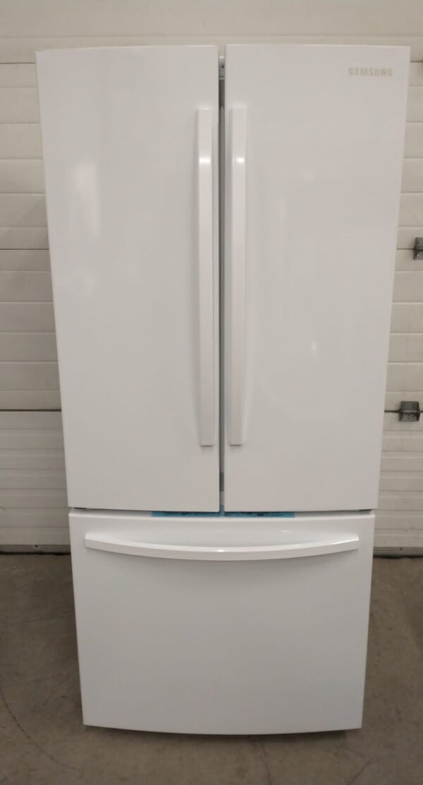 Open Box Floor Model Samsung Refrigerator Rf220nftaww/aa