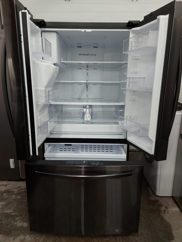 New Open Box Floor Model Refrigerator Samsung Rf27t5201sg