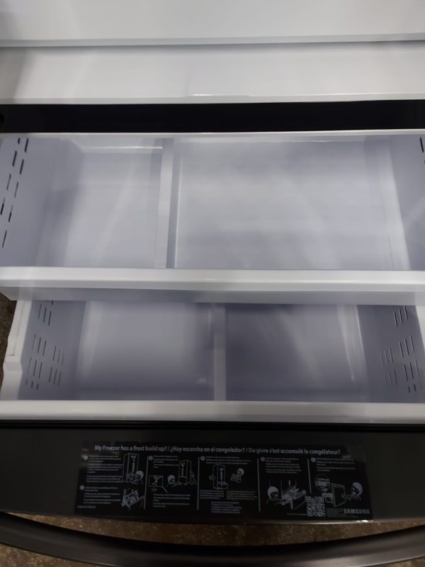 New Open Box Floor Model Refrigerator Samsung Rf27t5201sg