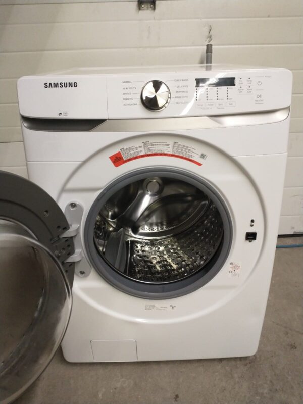 New Open Box Samsung Washer WF45T6000AW