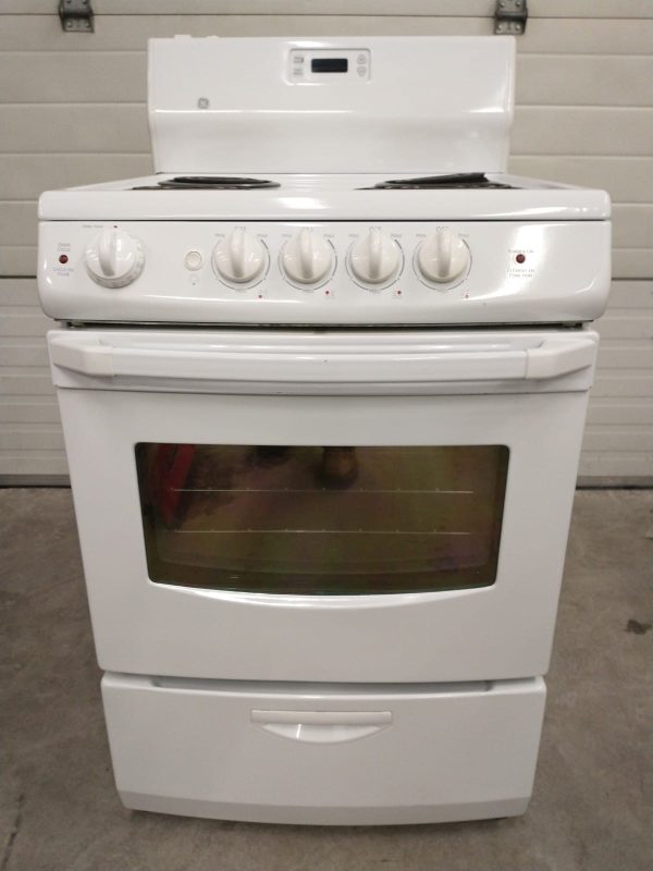Used Electrical Stove GE Appartment Size Jcas730m3ww
