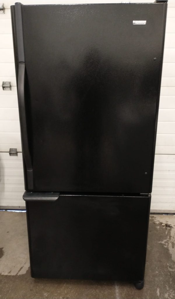 Used Refrigerator Kenmore 596.67949600