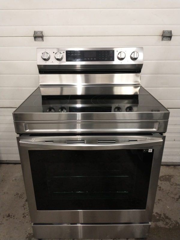 USED ELECTRICAL STOVE SAMSUNG NE63A6711SS/AC
