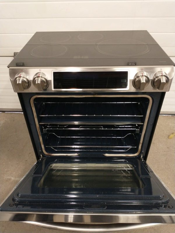 Used Slide In Induction Stove Samsung Ne58h9970ws/ac