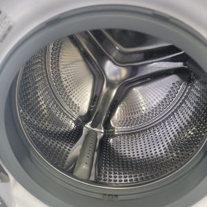 USED SET BLOMBERG APPARTMENT SIZE WASHING MACHINE WM7712NBL01 AND DRYER DV17542 2