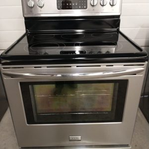 USED ELECTRICAL STOVE FRIGIDAIRE VF15172900 5