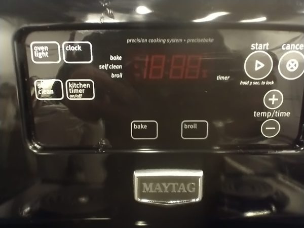 USED ELECTRICAL STOVE MAYTAG YMER76660WB