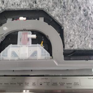OPEN BOX FLOOR MODEL DISHWASHER SAMSUNG DW80R9950US 24INCH 2