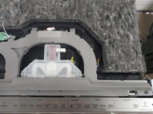 OPEN BOX SAMSUNG DISHWASHER FLOOR MODEL DW80R9950US