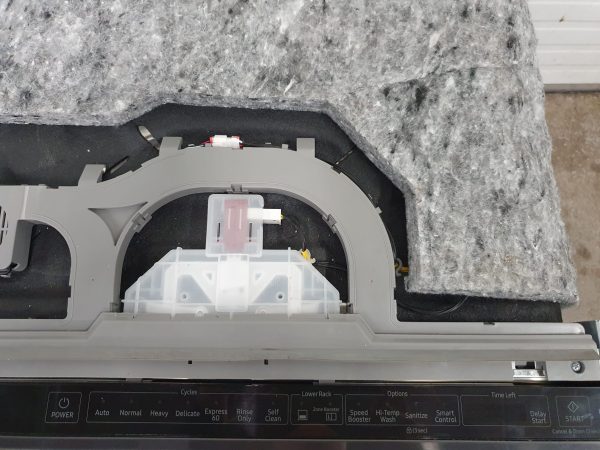 NEW OPEN BOX  FLOOR MODEL DISHWASHER SAMSUNG DW80R9950US(G)