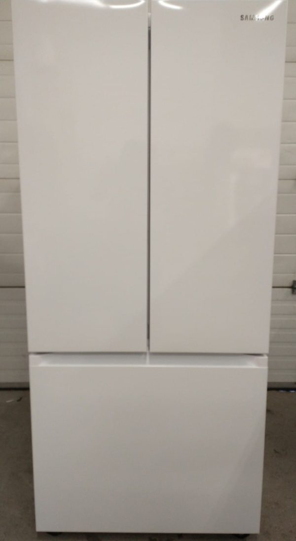 New Open Box Floor Model Refrigerator Samsung Rf22a4211ww