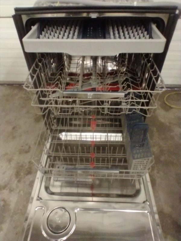 Used Less Than 1 Year Dishwasher Samsung Chef Collection DW80H9930US