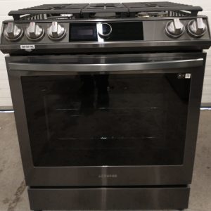 USED LESS THAN 1 YEAR GAS STOVE NX60T8711SGAA 4