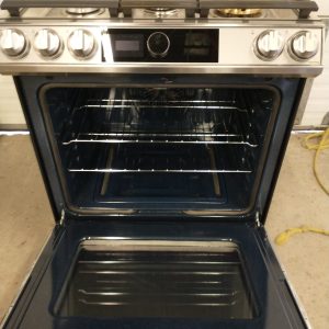 USED LESS THAN 1 YEAR GAS STOVE NX60T8711SSAA Range 2