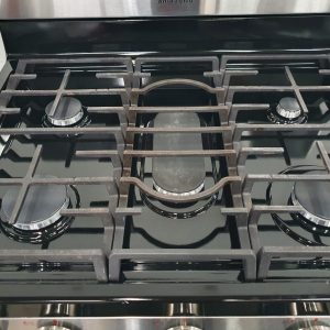 USED LESS THAN 1 YEAR SAMSUNG GAS STOVE NX58H5600SS 3