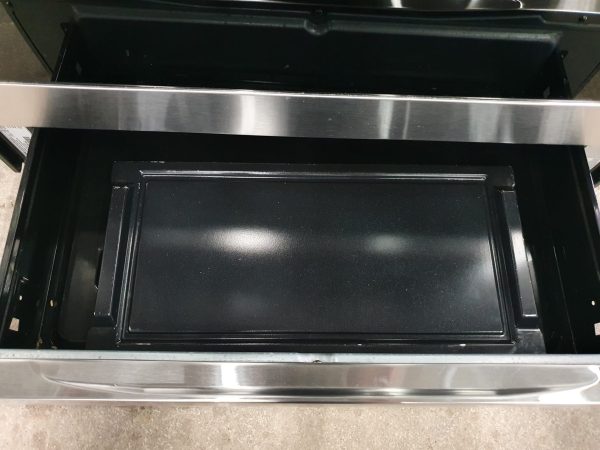 USED SAMSUNG GAS STOVE LESS THAN 1 YEAR NX58H5600SS