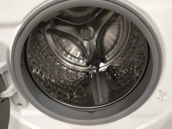 Used Less Than 1 Year  Samsung Washer Wf45t6000aw