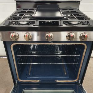 USED LESS THAN 1 YEAR Samsung GAS STOVE NX58T5601SSAC 30 in 2