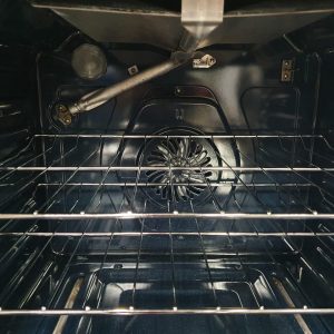 USED LESS THAN 1 YEAR Samsung GAS STOVE NX60A6511SS 3 1