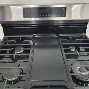 USED LESS THAN 1 YEAR Samsung GAS STOVE NX60A6511SS 4 1