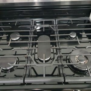 USED LESS THAN 1 YEAR Samsung GAS STOVE NX60A6511SS 4