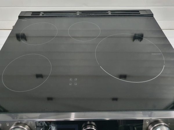 Used Less Then 1 Year Induction Stove Samsung Ne63t8911sg/ac