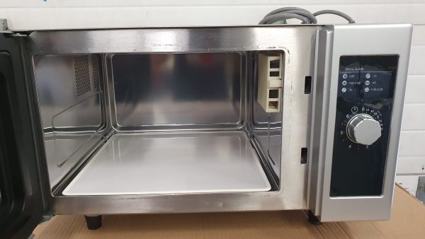 Used Commercial Microwave Amana RMS10DS