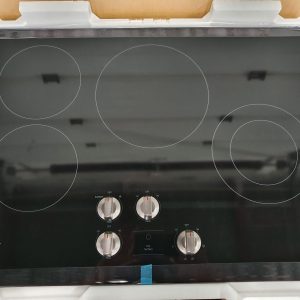 OPEN BOX SAMSUNG ELECTRIC COOKTOP NZ30R5330RK 5