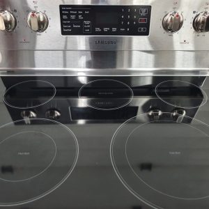 USED SAMSUNG ELECTRICAL STOVE LESS THAN 1 YEAR NE59R4321SSAC 2