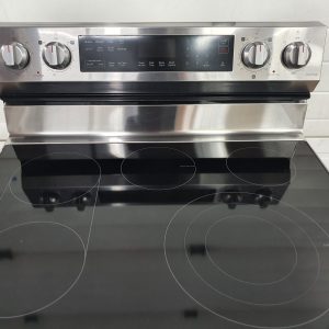 USED SAMSUNG ELECTRICAL STOVE LESS THAN 1 YEAR NE63A6711SSAC 3