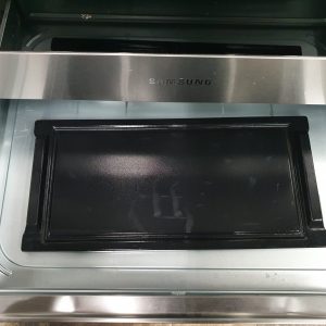 USED SAMSUNG GAS STOVE LESS THAN 1 YEAR NX60T8511SSAA 1 4