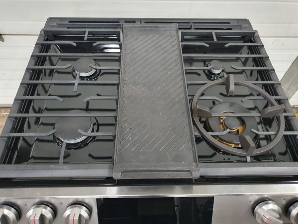 Used Samsung Gas Stove Less Than 1 Year NX60T8511SS/AA