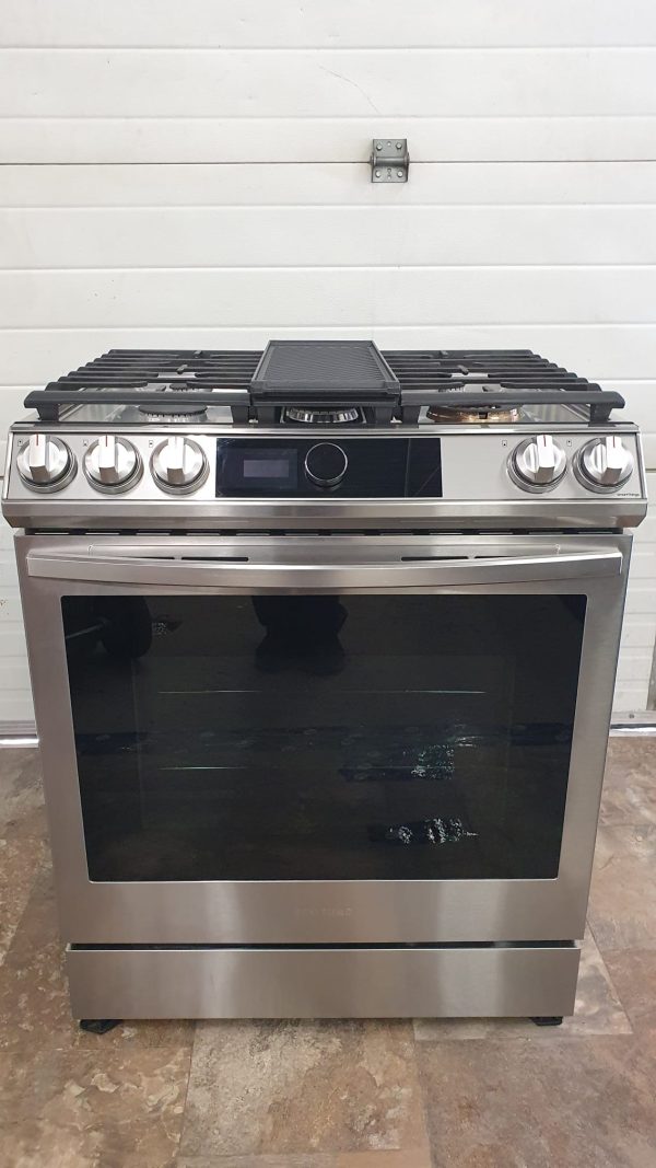 Used Samsung Gas Stove Less Than 1 Year NX60T8711SS/AA