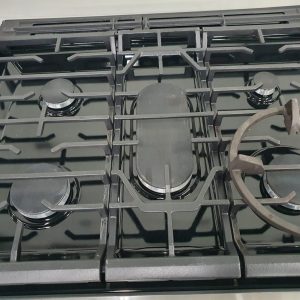 USED SAMSUNG GAS STOVE LESS THEN 1 YEAR NX60T8311SS 3