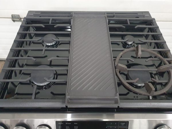 Used Samsung Gas Stove Less Then 1 Year Nx60t8311ss