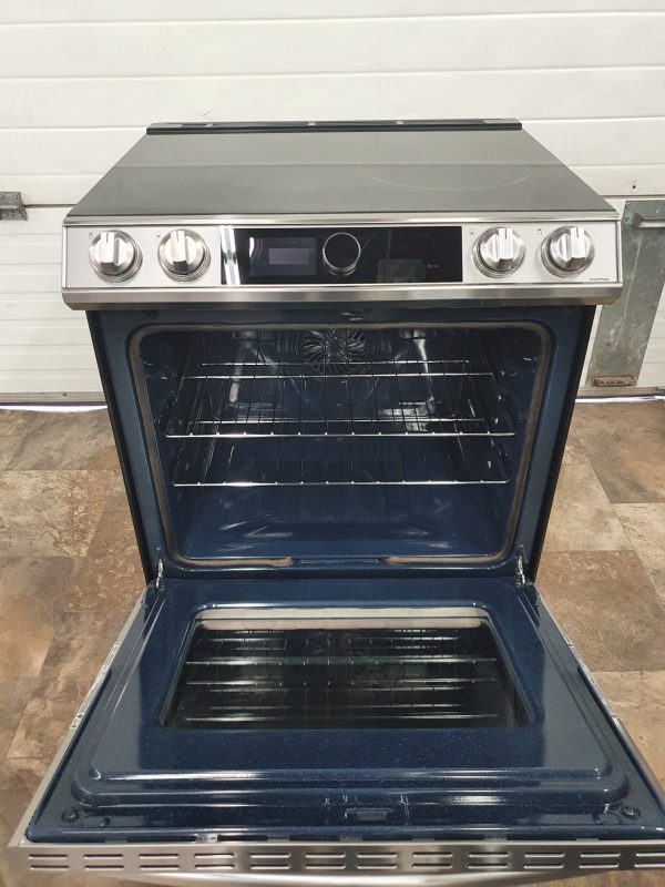 Used Samsung Induction Stove Less Than 1 Year NE63T8911SS/AC