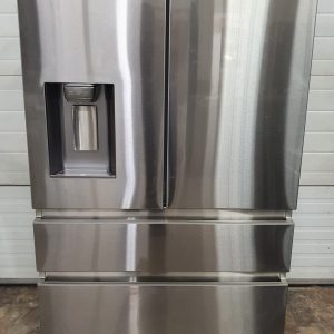USED SAMSUNG REFRIGERATOR LESS THEN 1 YEAR RF23M8070SRAA COUNTER DEPTH 6