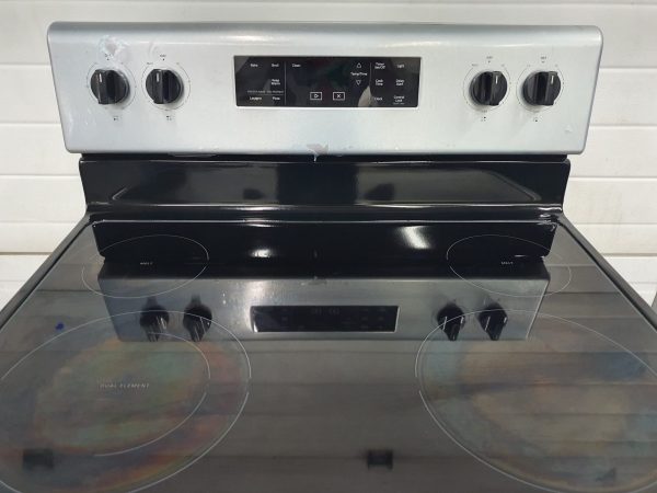 USED WHIRLPOOL ELECTRICAL STOVE YWFE510S0HS0