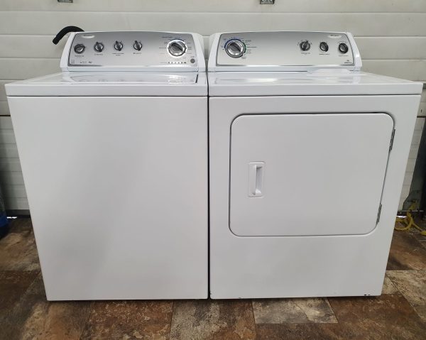USED WHIRLPOOL SET WASHER AND DRYER