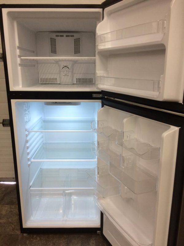 Used Insignia Refrigerator Appartment Size Ns-rtm12ss7-c