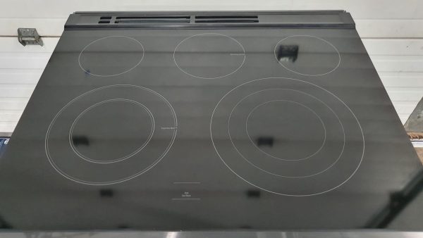 USED SAMSUNG ELECTRICAL STOVE NE63T8711SS/AC LESS THAN 1 YEAR NEW COOKTOP
