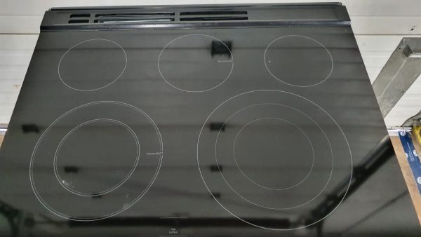 USED SAMSUNG SLIDE IN ELECTRICAL STOVE NE63T8751SG/AC LESS THAN 1 YEAR NEW COOKTOP