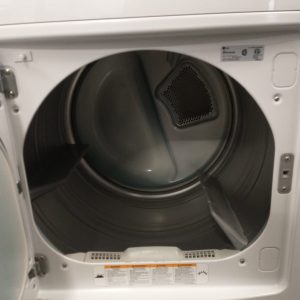 USED LG SET WASHER WT1101CW 4.5 CU.FT AND DRYER DLE1101W 6