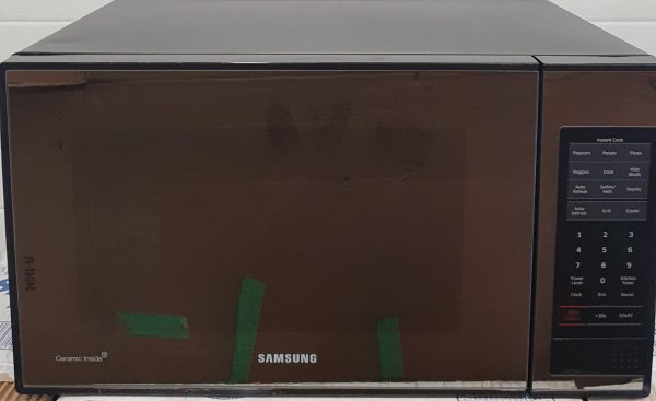Open Box Microwave Samsung MG14J3020CM