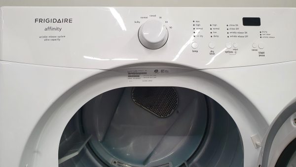 Used Frigidaire Set Washer FAFW3801LW5 and  Electrical Dryer CAQE7001LW1