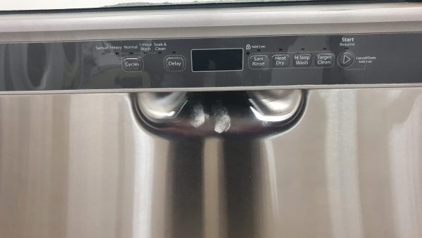 Used Whirlpool Dishwasher WDF760SADM2