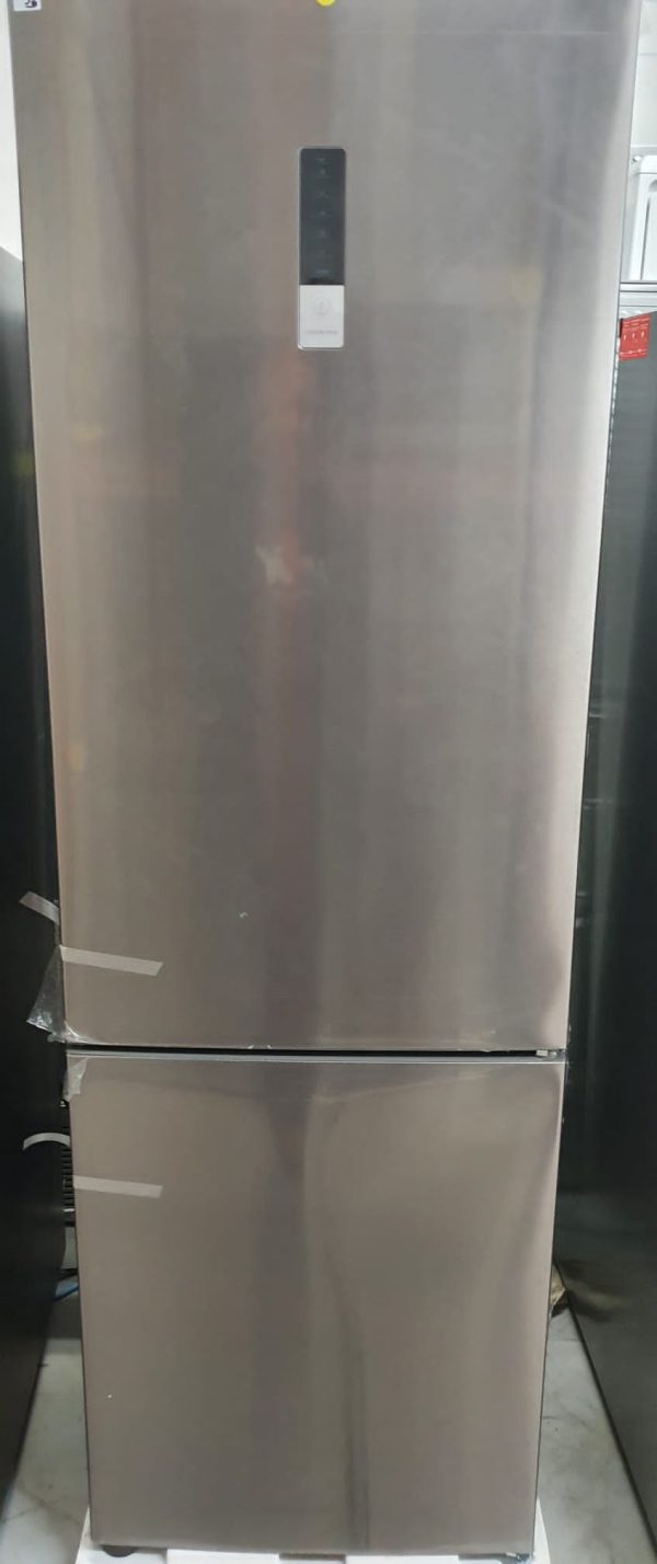 New Open Box Refrigerator Moffat MBE11DSLBSS Apartment Size