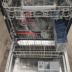 Open Box Floor Model Dishwasher Samsung DW80R5061US 2