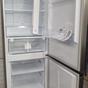 Open Box Hisense Refrigerator RB12A2CSE Apartment Size 2