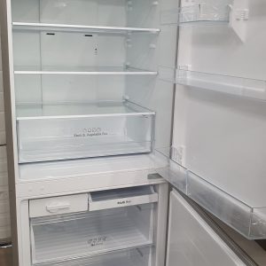 Open Box Hisense Refrigerator RB15N6ASE Counter Depth 3